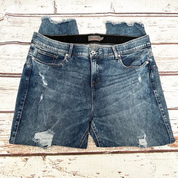 torrid Denim - TORRID Bombshell Straight Premium Straight Ripped Distressed Jeans Sz 22 S
